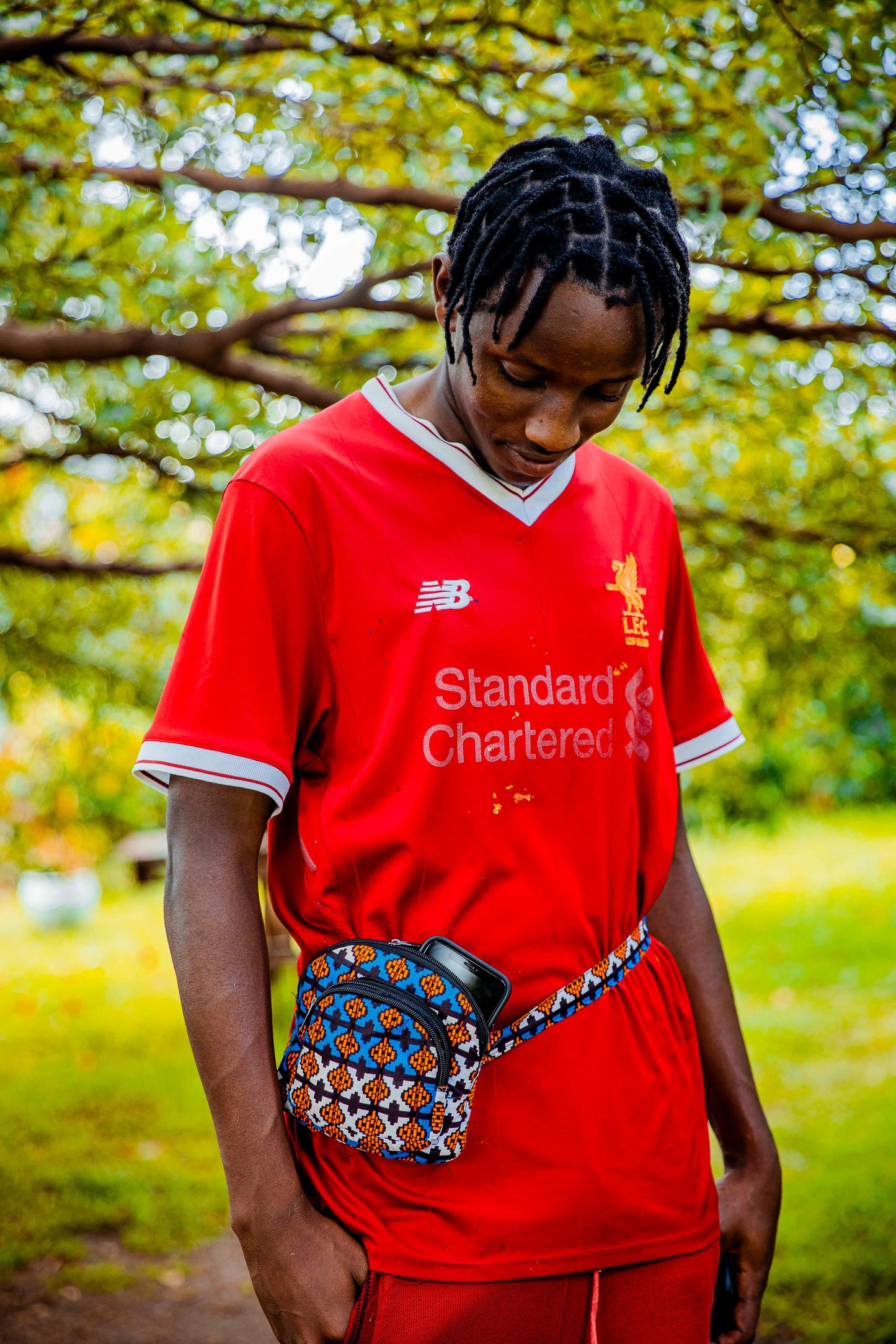 A Waist Bag For Creative Travels